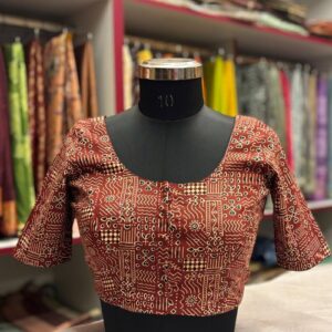 Cotton blouse with ajrak print