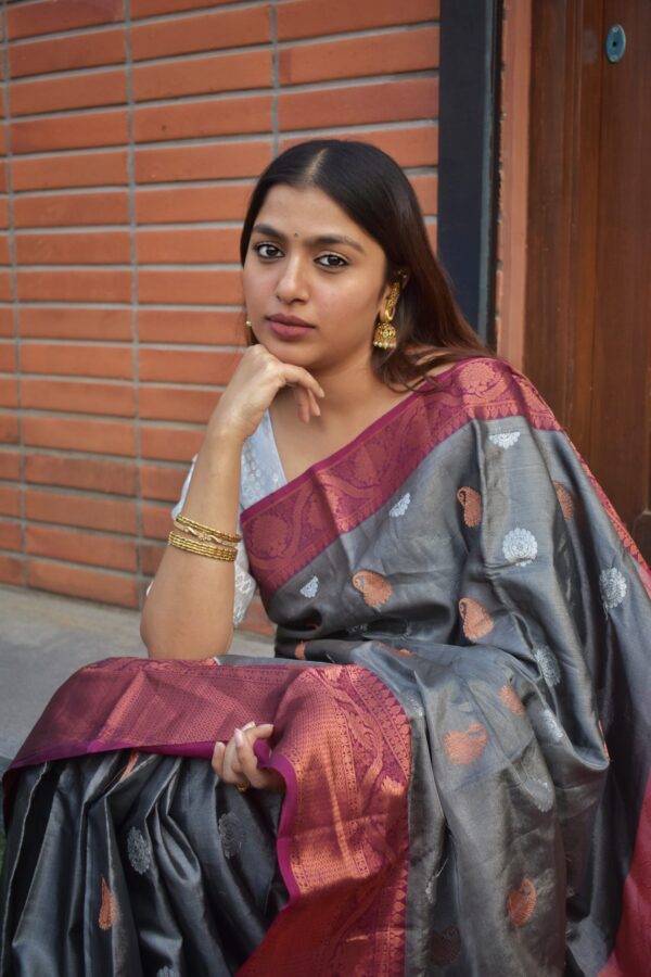 Pure Kanchivaram Tissue saree