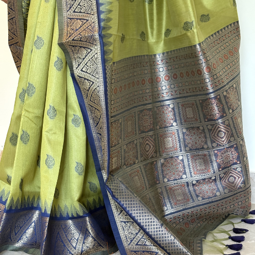 Green Cotton Saree - Image 2