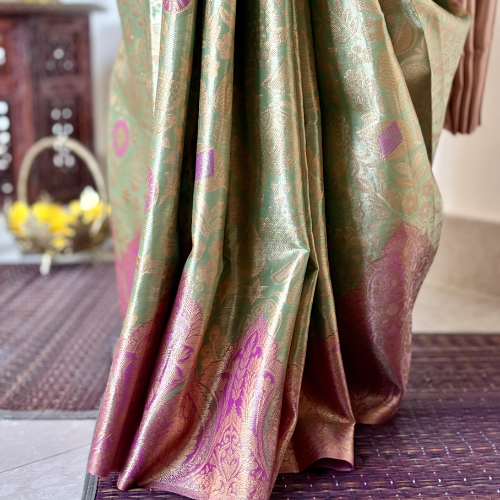 Dual tone Semi-Silk saree with temple pink zari border - Image 3