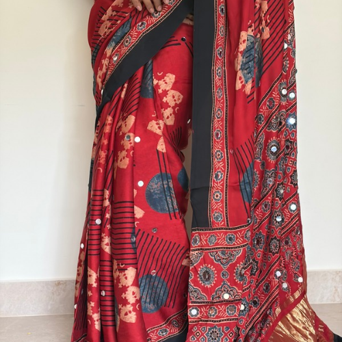 Ruby Red Modal Silk Mirror Work Saree with Lagadi Pallu - Image 3