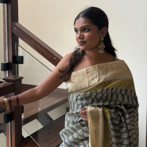 Dhaani Dola Silk Saree