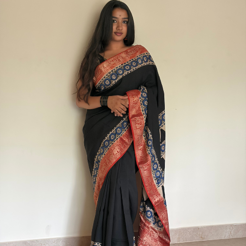 Royal Noir Dolla Silk Saree - Image 2