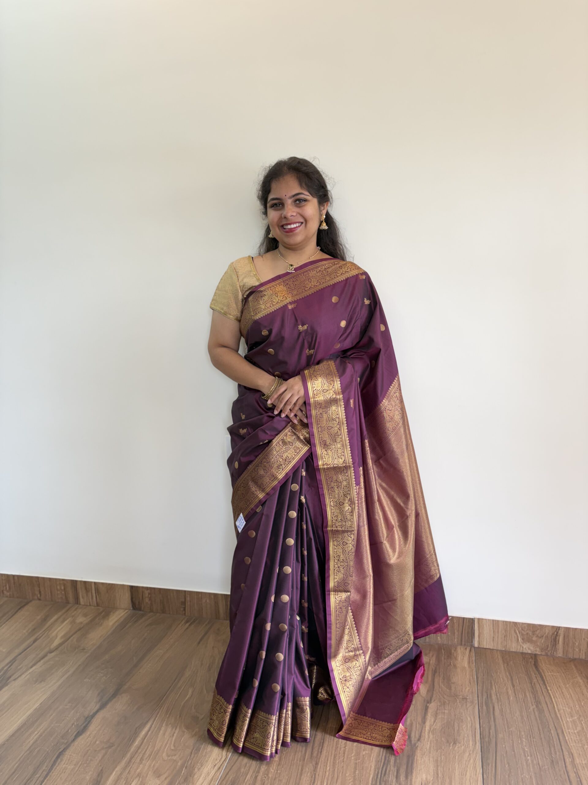 Royal Wine Purple Semi-Soft Silk Saree with Rich Gold Zari Border - Image 2